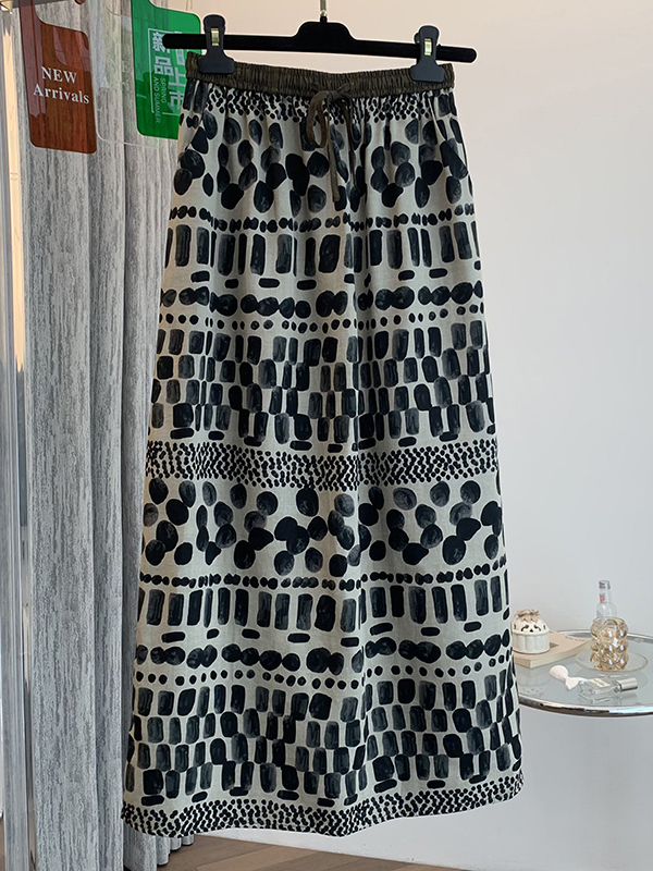 กระโปรงมิดิพิมพ์ลายดอกไม้สไตล์ - Midi Skirt Floral บทวิจารณ์และราคา